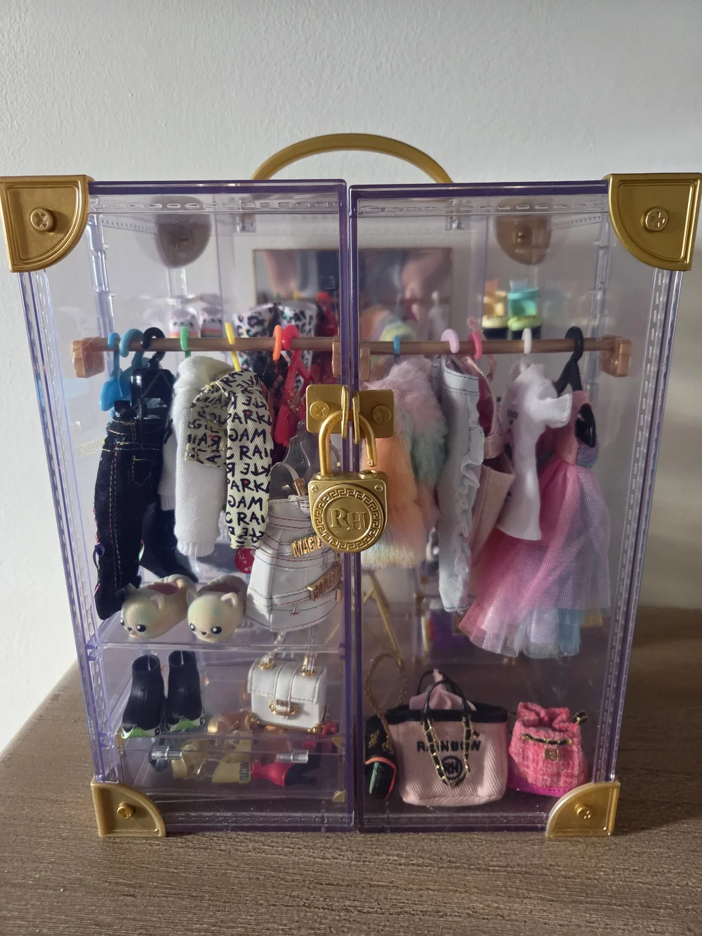 Rainbow High Deluxe Fashion Closet